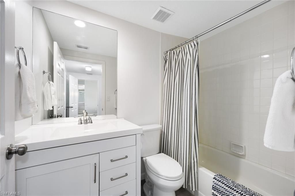 6030 Chardonnay Ln, Unit 203, Naples, FL 34119 Photo