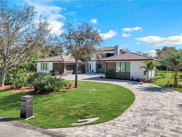 18 Caribbean RD , NAPLES, FL 34108