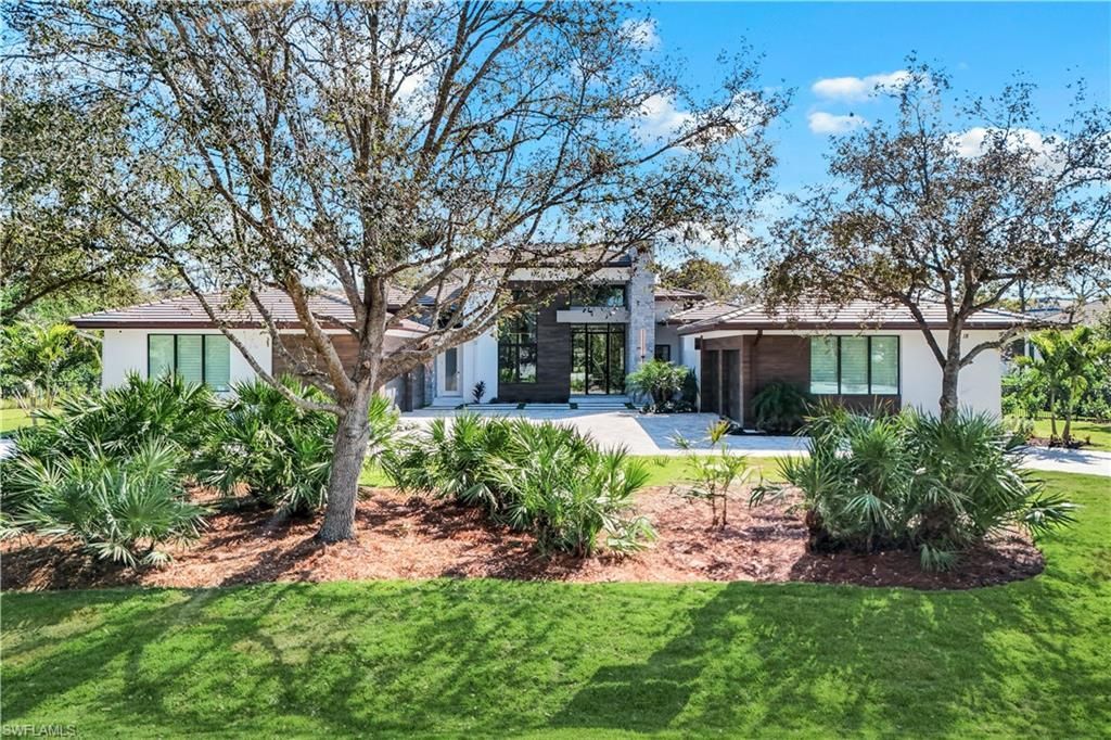 18 Caribbean Rd , Naples, FL 34108 Photo