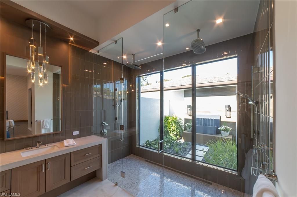 18 Caribbean Rd , Naples, FL 34108 Photo