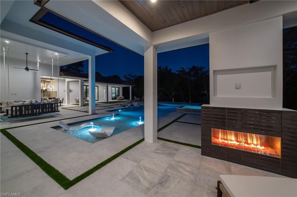 18 Caribbean Rd , Naples, FL 34108 Photo