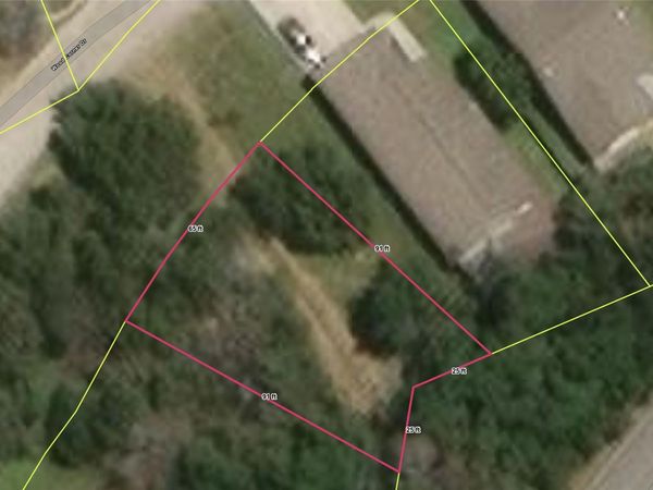 21 Wood GLN, Wimberley, TX 78676