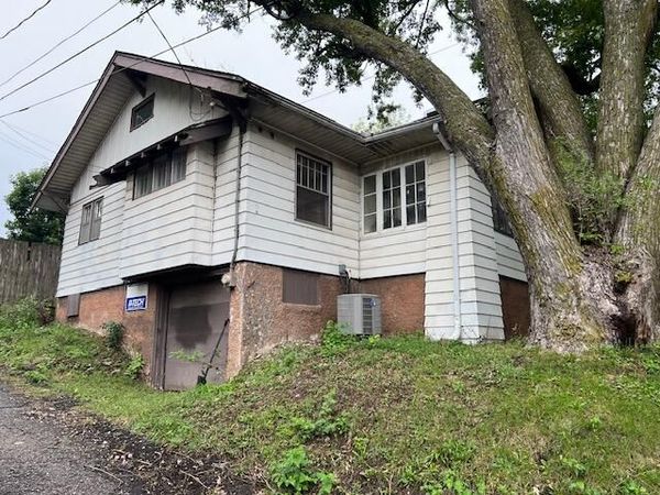 1203 Arthur Avenue, Des Moines, IA 50316