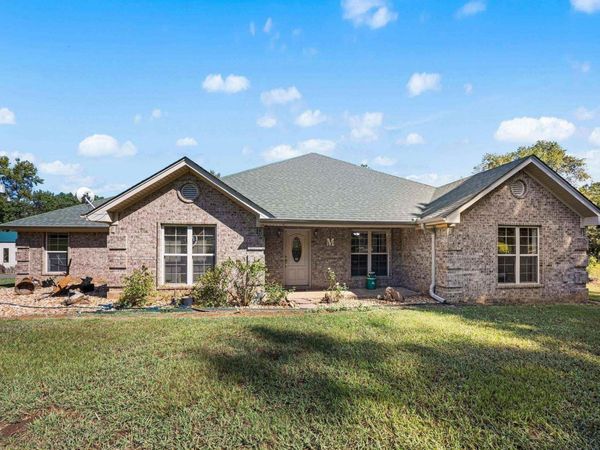 33 E LEWISBURG, Vilonia, AR 72173