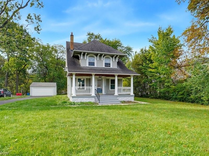 17930 Chagrin Boulevard, Shaker Heights, OH 44122 Photo 3