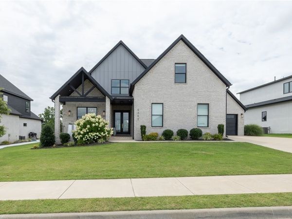 4302 S Exeter Drive, Rogers, AR 72758
