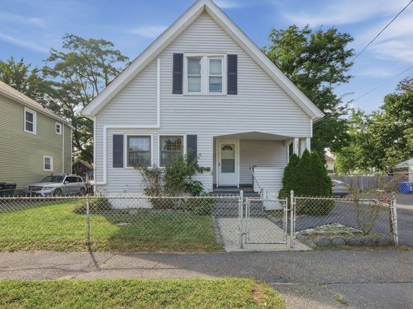 132 Gilbert Ave, Springfield, MA 01119