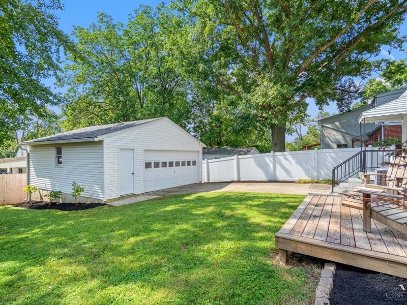 7817 Maple Leaf Drive, Madeira, OH 45243 Photo 27