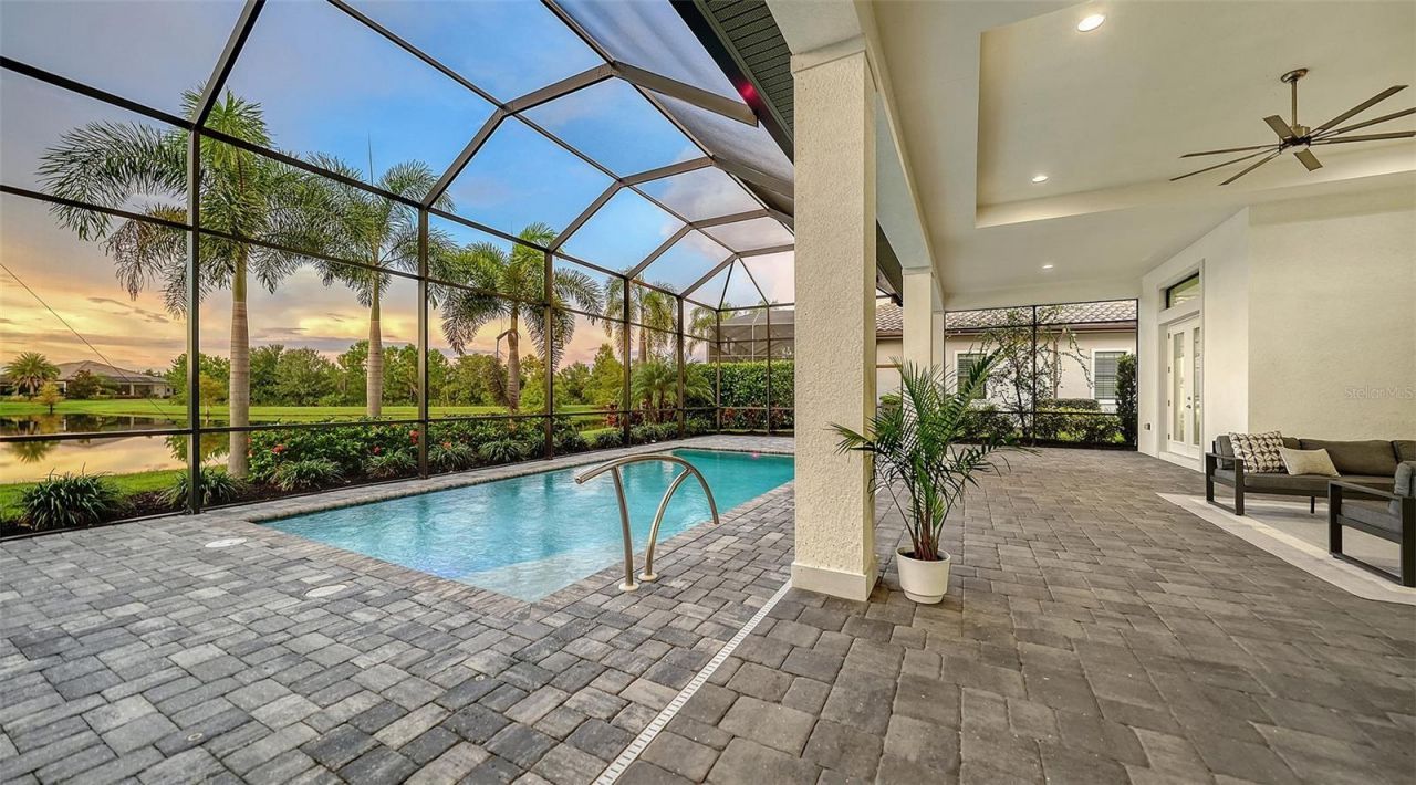 16105 Castle Park Terrace, Lakewood Ranch, FL 34202 Photo