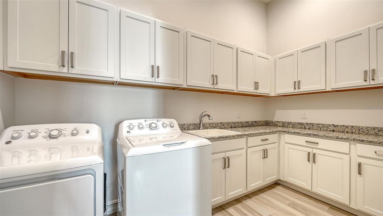16105 Castle Park Terrace, Lakewood Ranch, FL 34202 Photo