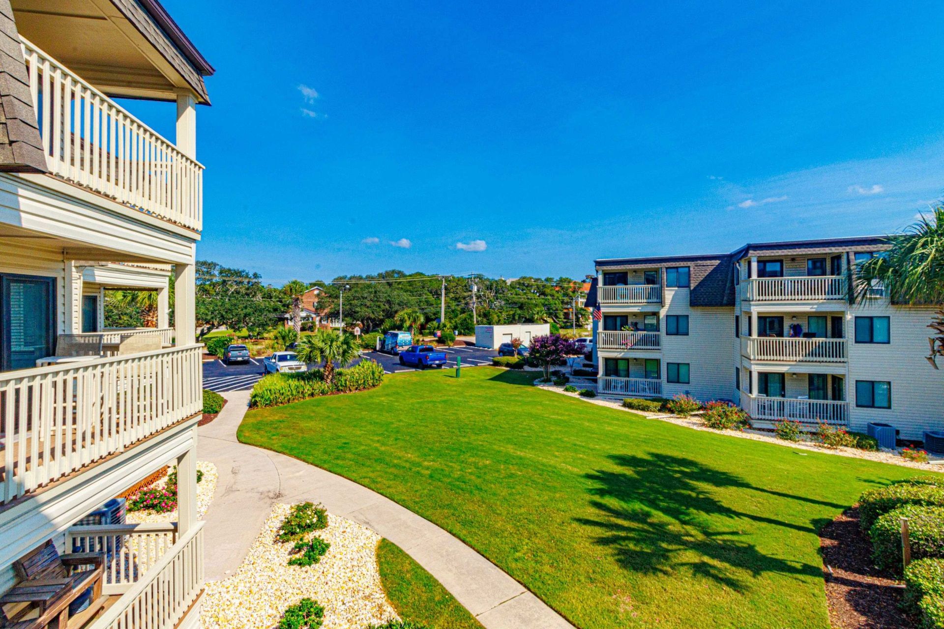 5601 N Ocean Blvd.  Photo 4
