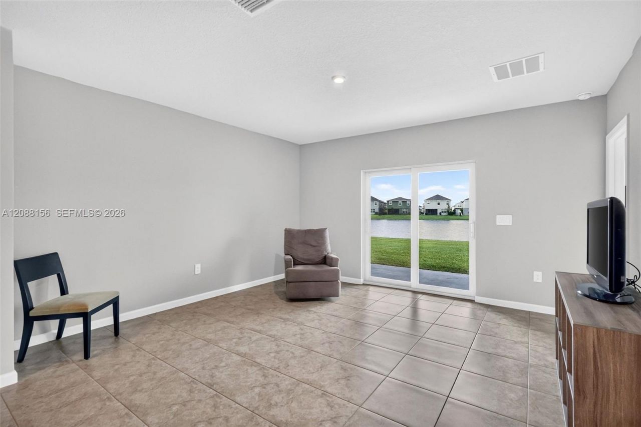 9364 SW Libertas Way, Port Saint Lucie, FL 34987 Photo
