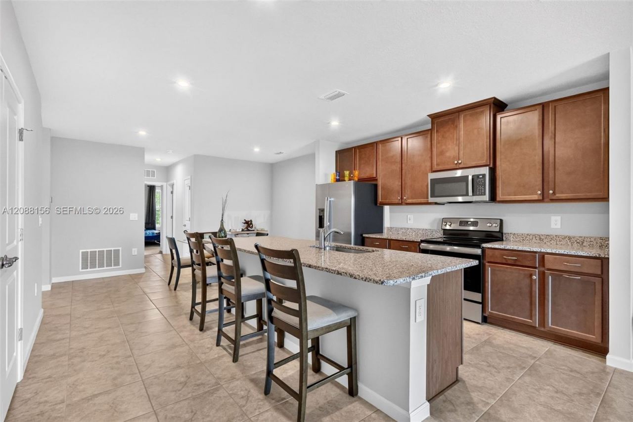 9364 SW Libertas Way, Port Saint Lucie, FL 34987 Photo