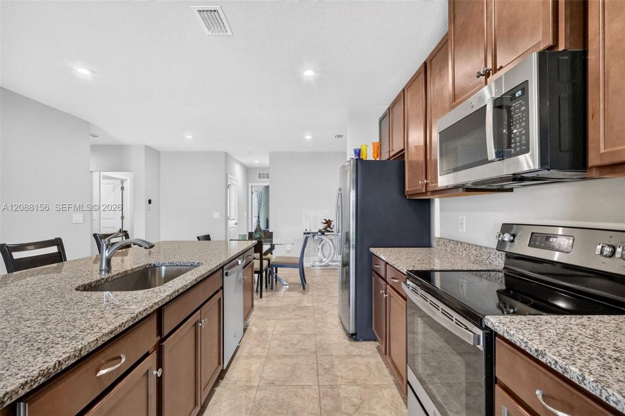 9364 SW Libertas Way, Port Saint Lucie, FL 34987 Photo