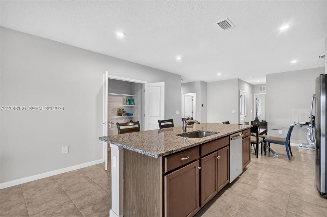 9364 SW Libertas Way, Port Saint Lucie, FL 34987 Photo