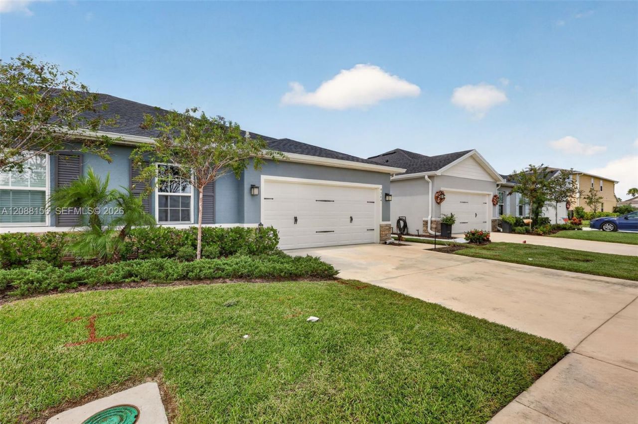 9364 SW Libertas Way, Port Saint Lucie, FL 34987 Photo