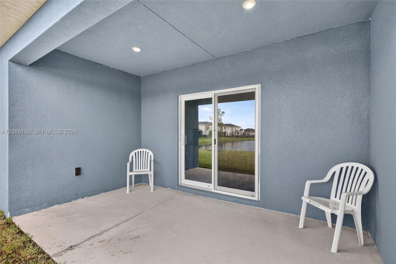 9364 SW Libertas Way, Port Saint Lucie, FL 34987 Photo