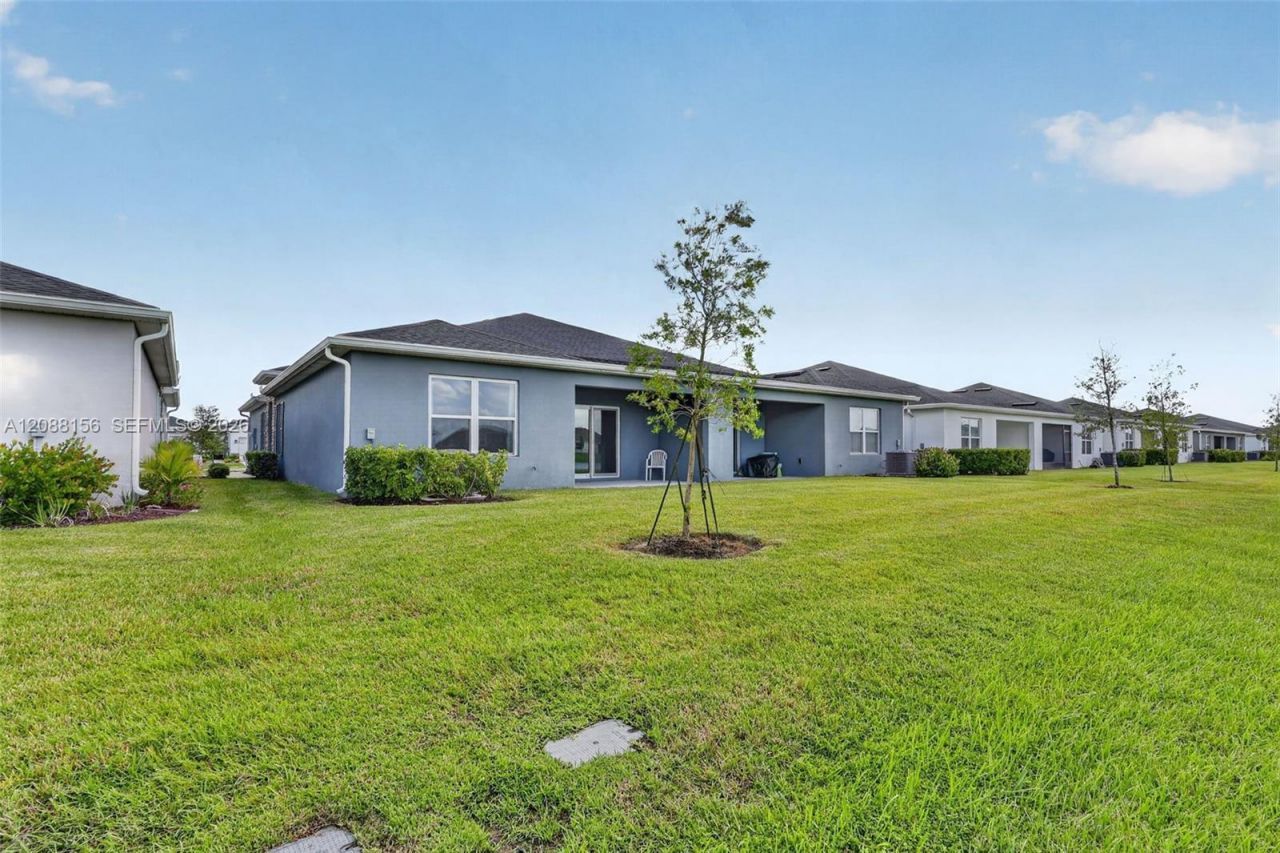 9364 SW Libertas Way, Port Saint Lucie, FL 34987 Photo