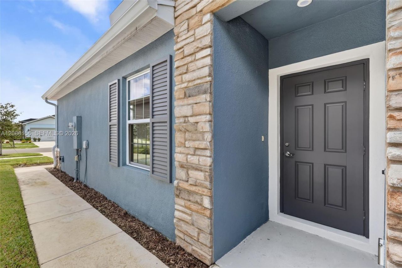 9364 SW Libertas Way, Port Saint Lucie, FL 34987 Photo