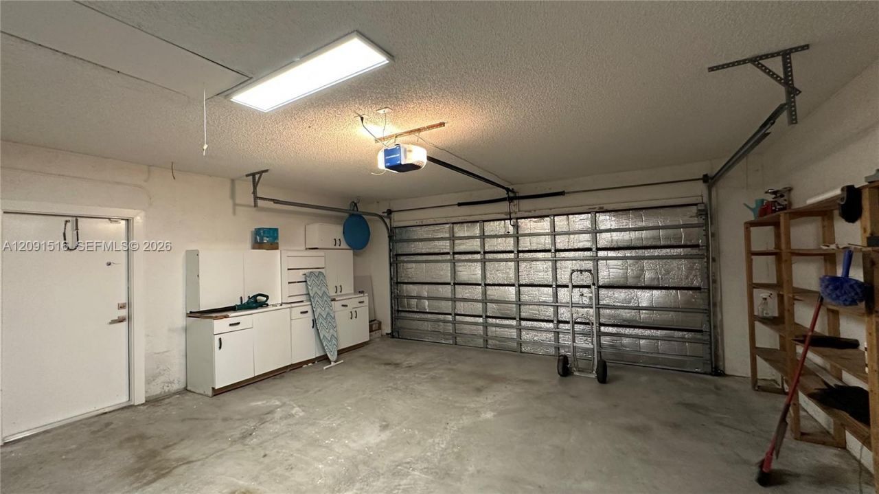 1035 NW 164th Ave, Pembroke Pines, FL 33028 Photo