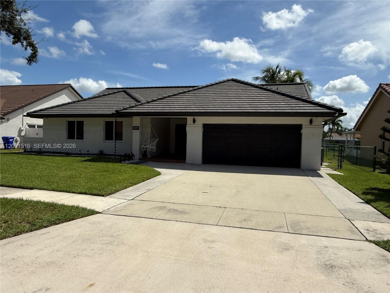 1035 NW 164th Ave, Pembroke Pines, FL 33028 Photo