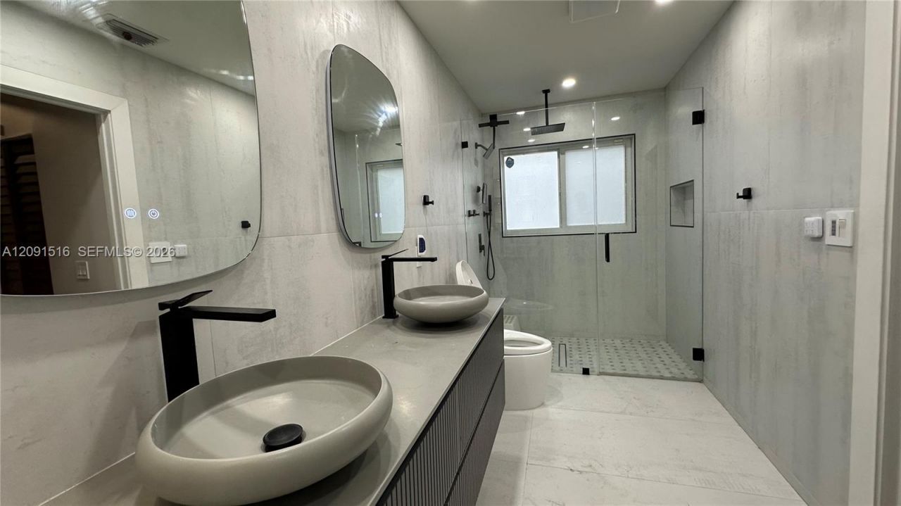 1035 NW 164th Ave, Pembroke Pines, FL 33028 Photo