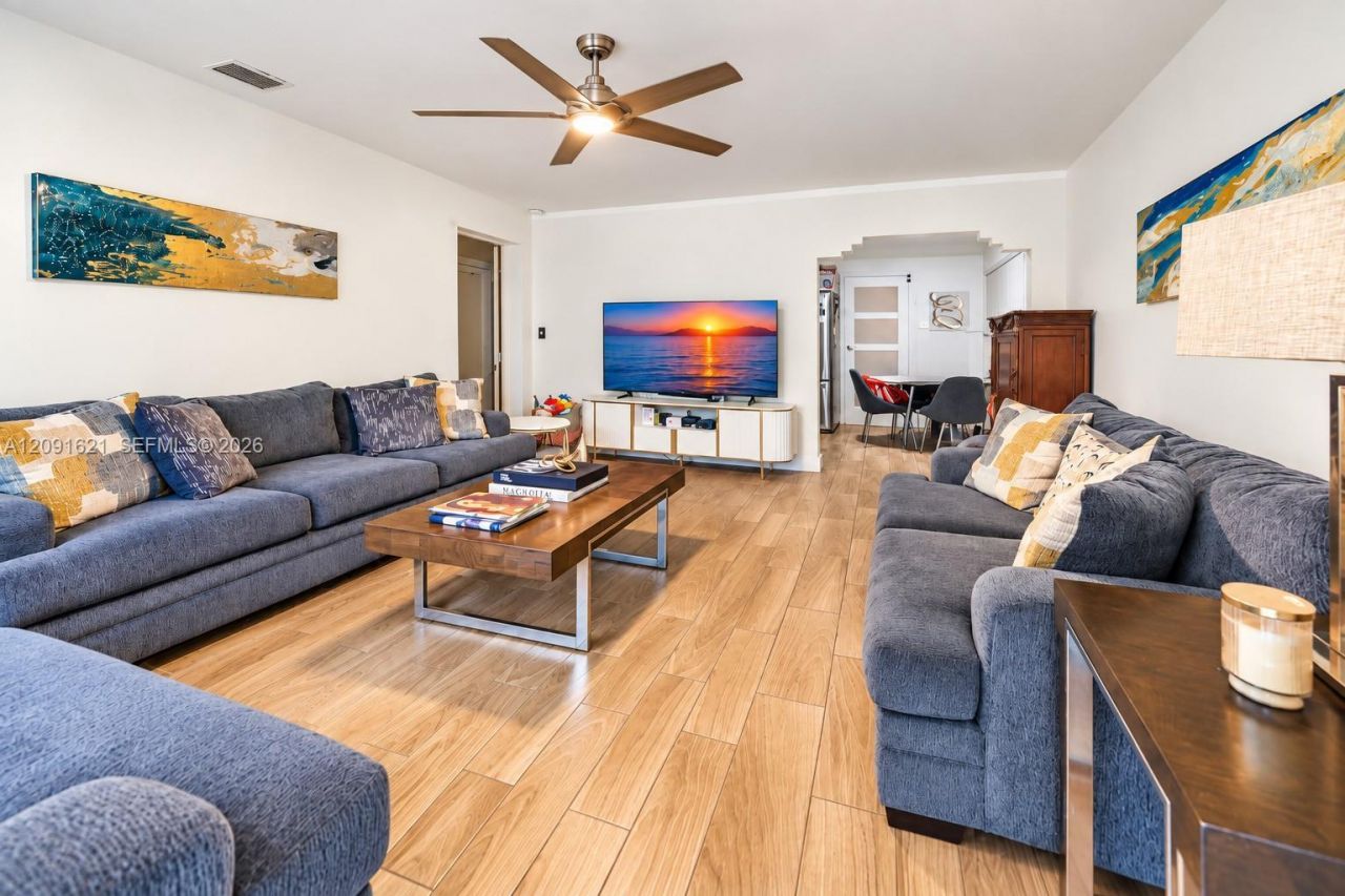 420 NW 42nd St , Miami, FL 33127 Photo