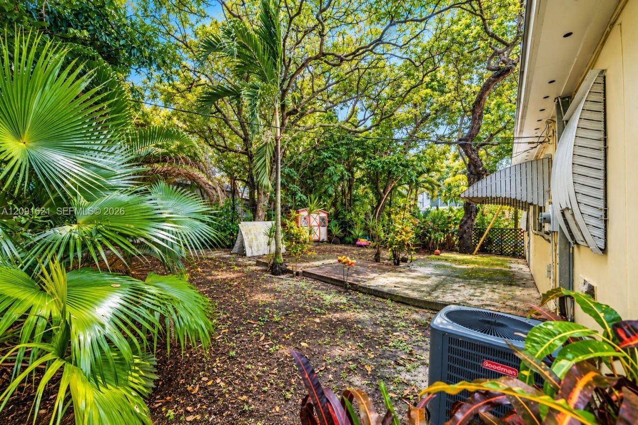 420 NW 42nd St , Miami, FL 33127 Photo