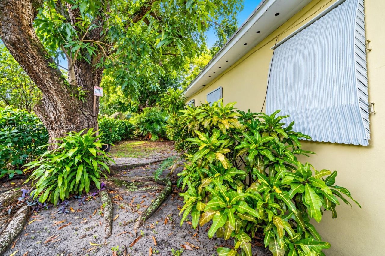 420 NW 42nd St , Miami, FL 33127 Photo