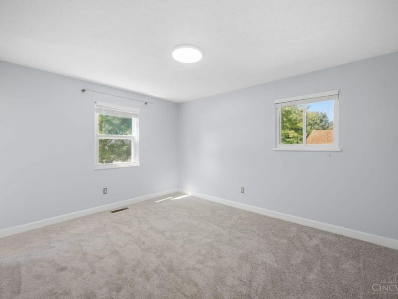 8130 Brucehills Drive, West Chester, OH 45069 Photo 14