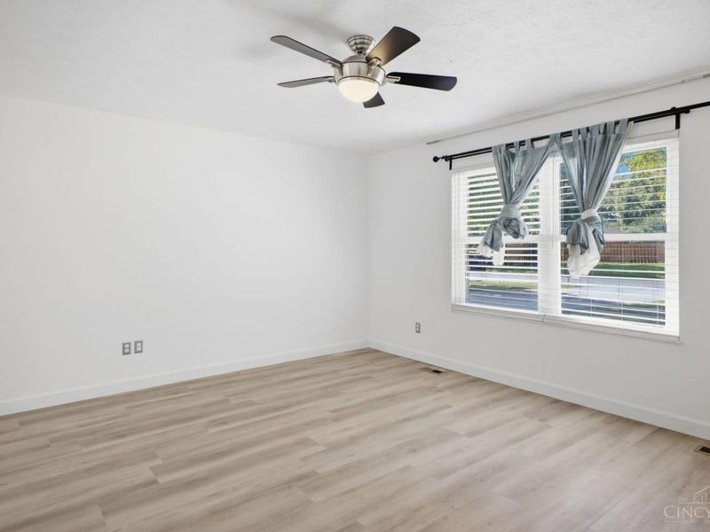 8130 Brucehills Drive, West Chester, OH 45069 Photo 8