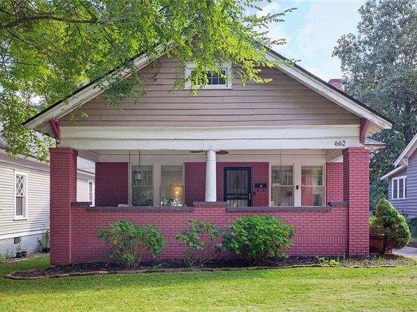 662 Pearce Street SW, Atlanta, GA 30310