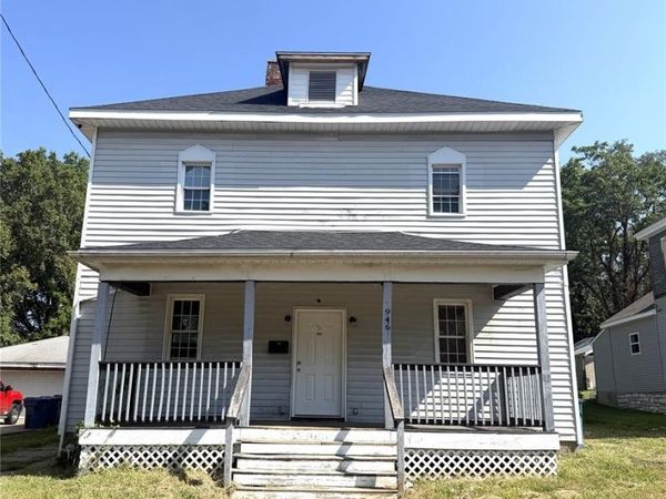 946 Union Street , Alton, IL 62002