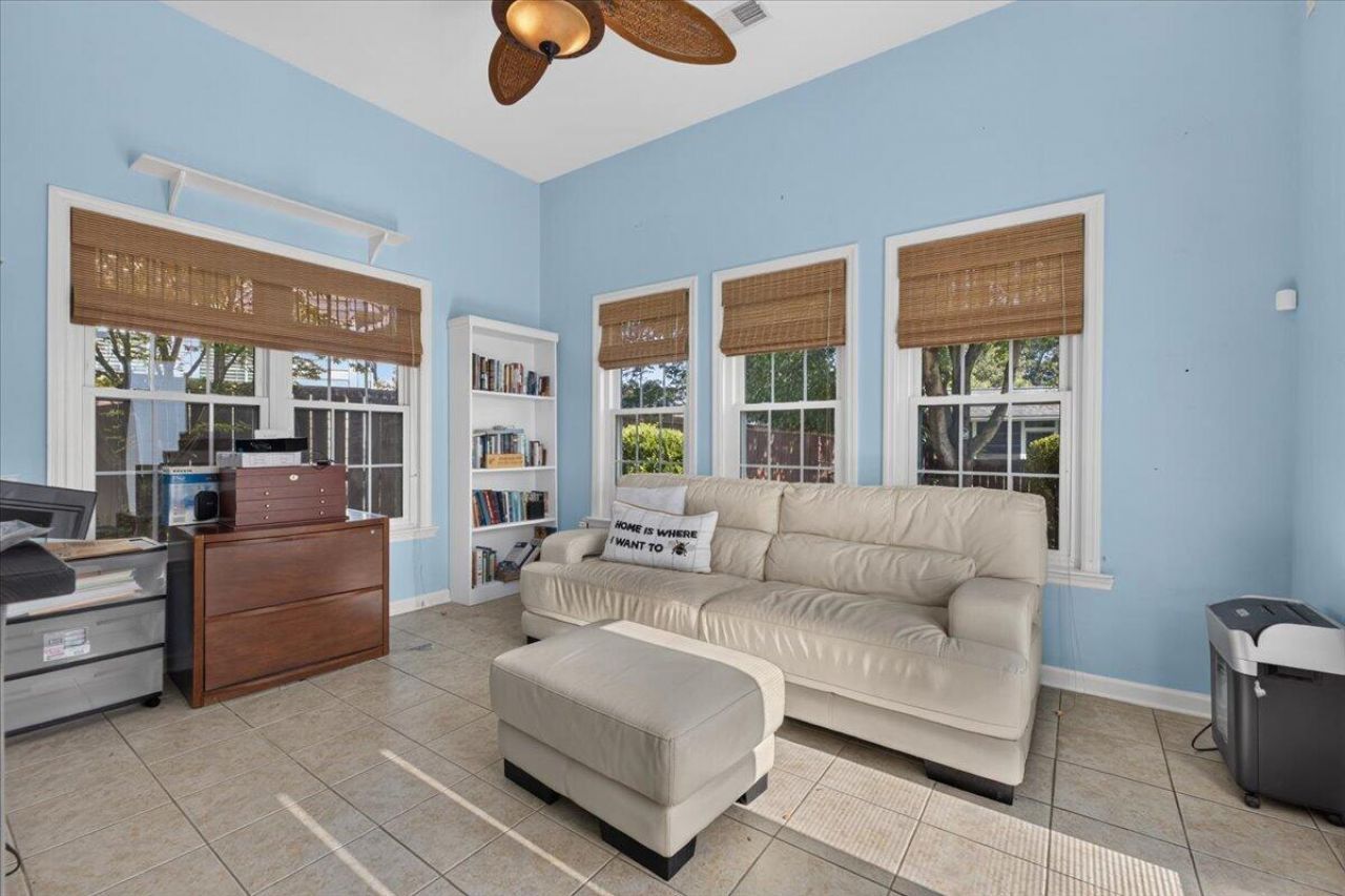 302 Sparkleberry Lane Photo 10