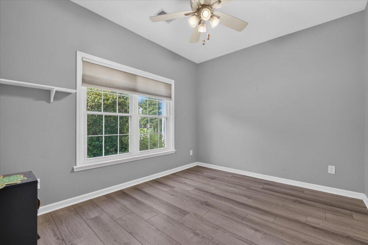 302 Sparkleberry Lane Photo 18