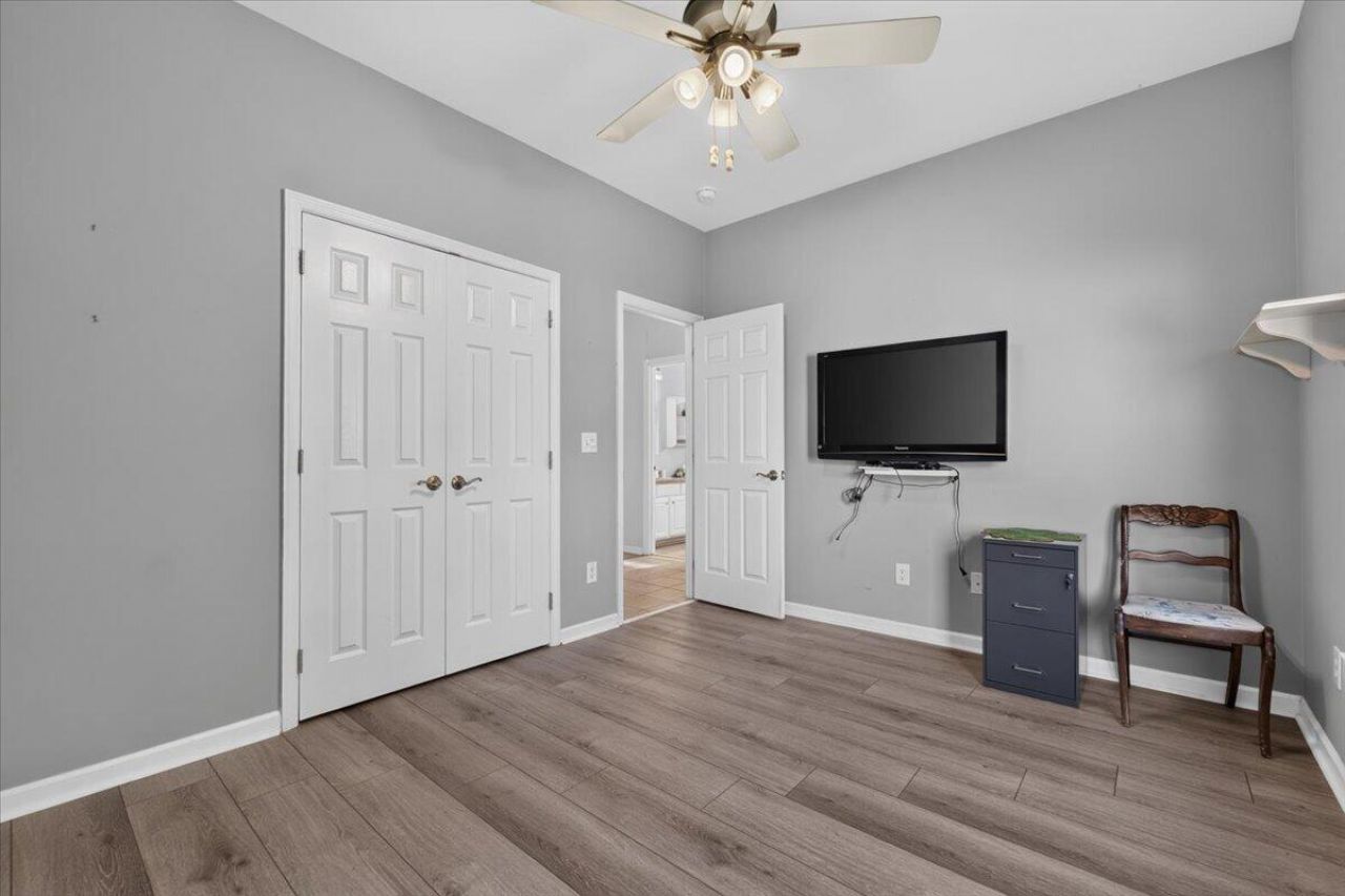 302 Sparkleberry Lane Photo 19