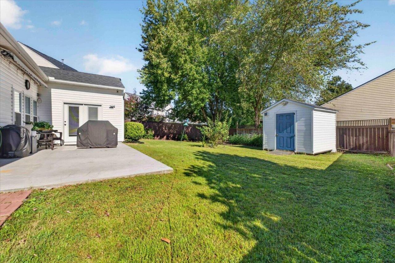 302 Sparkleberry Lane Photo 22