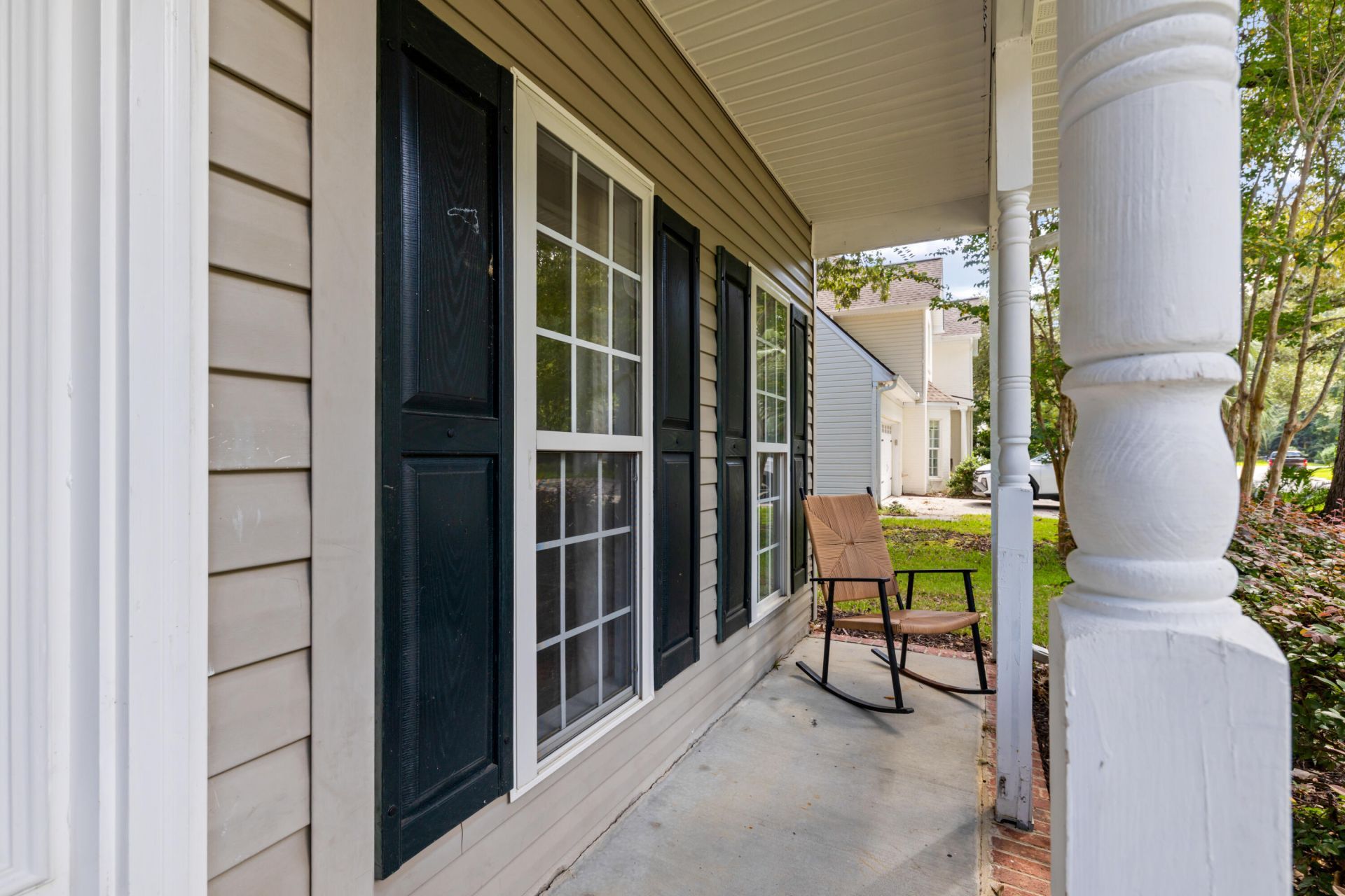 1151 Black Rush Circle Photo 4