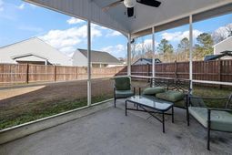 424 Philbrick Drive photo 4