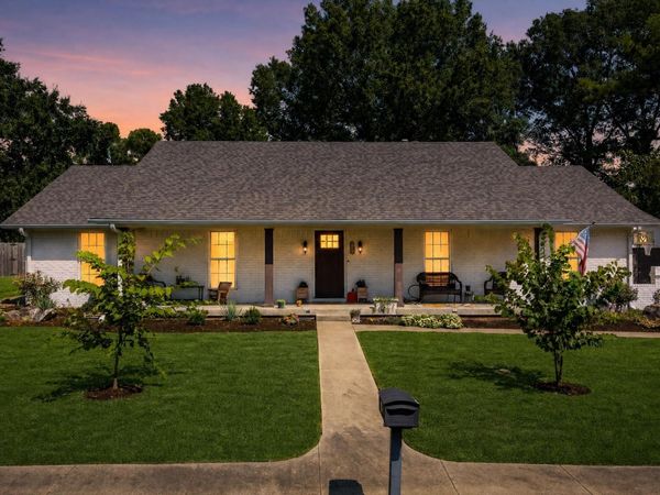 38 Tucker Creek Rd, Conway, AR 72034
