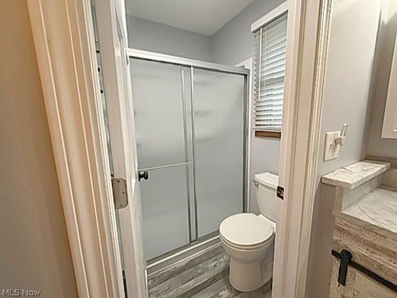 46103 New England Square, Unit D, New Waterford, OH 44445 Photo 10