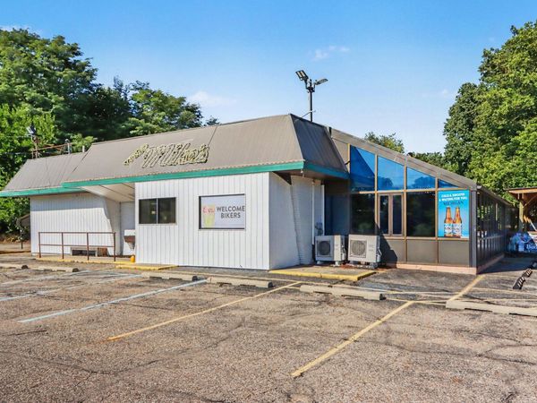 22575 Bedford Road N, Battle Creek, MI 49017