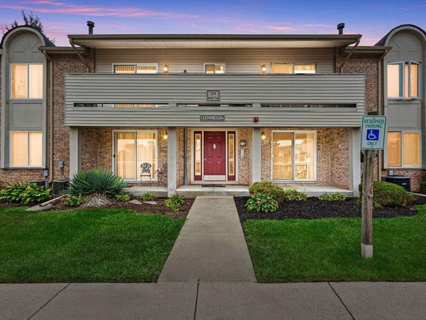 44417 Savery Drive, Unit 145, Canton, MI 48187