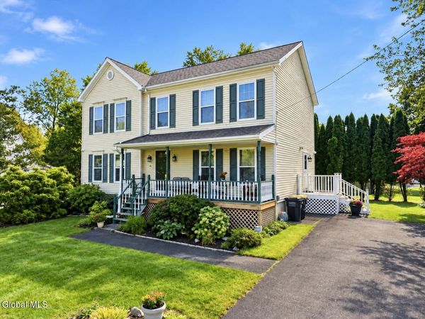 44 Cordell Road, Colonie, NY 12304