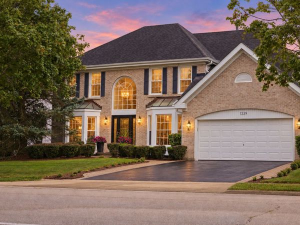 1339 Beckett Lane , Schaumburg, IL 60173