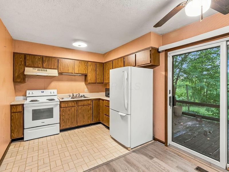 305 Lake Street, Delaware, OH 43015 Photo 17