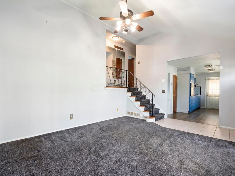 1143 Manfeld Drive, Columbus, OH 43227 Photo 3