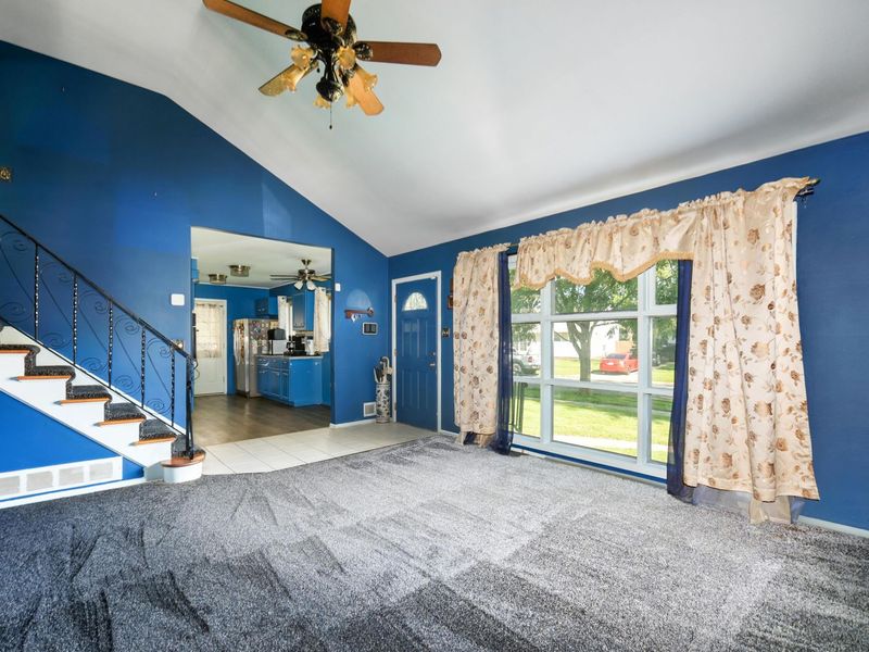 1143 Manfeld Drive, Columbus, OH 43227 Photo 5