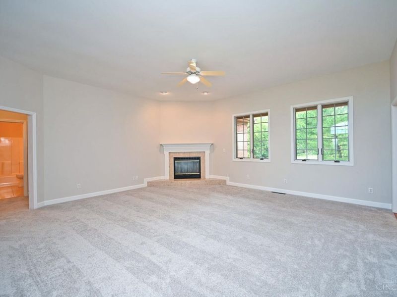 5474 Chancellor Lane, Hamilton Township, OH 45152 Photo 11