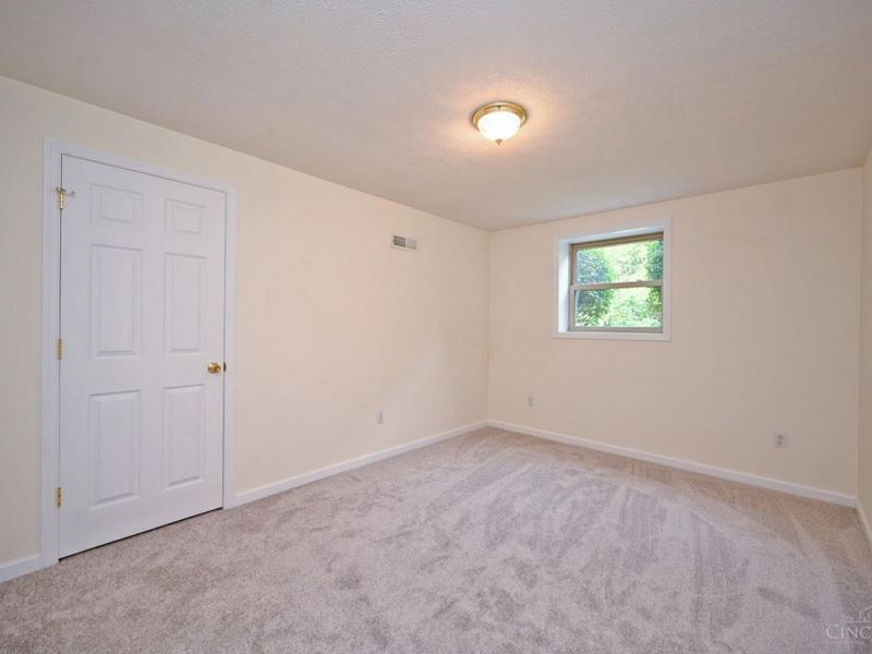 5474 Chancellor Lane, Hamilton Township, OH 45152 Photo 35